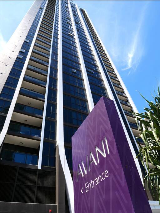 Broadbeach Stunner Modern And Central โกลด์โคสต์ ภายนอก รูปภาพ