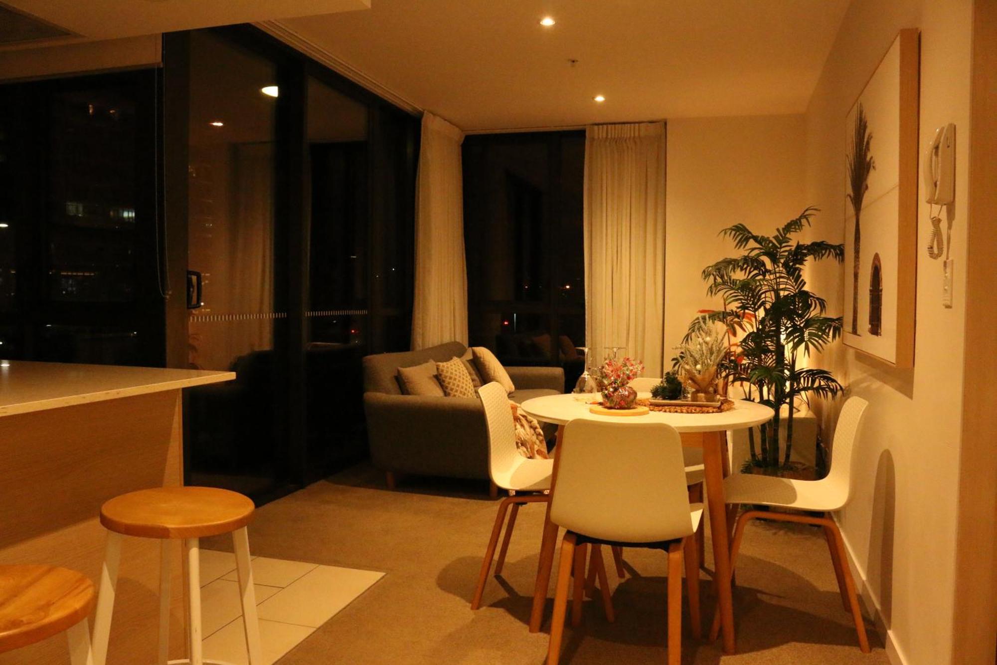 Broadbeach Stunner Modern And Central โกลด์โคสต์ ภายนอก รูปภาพ